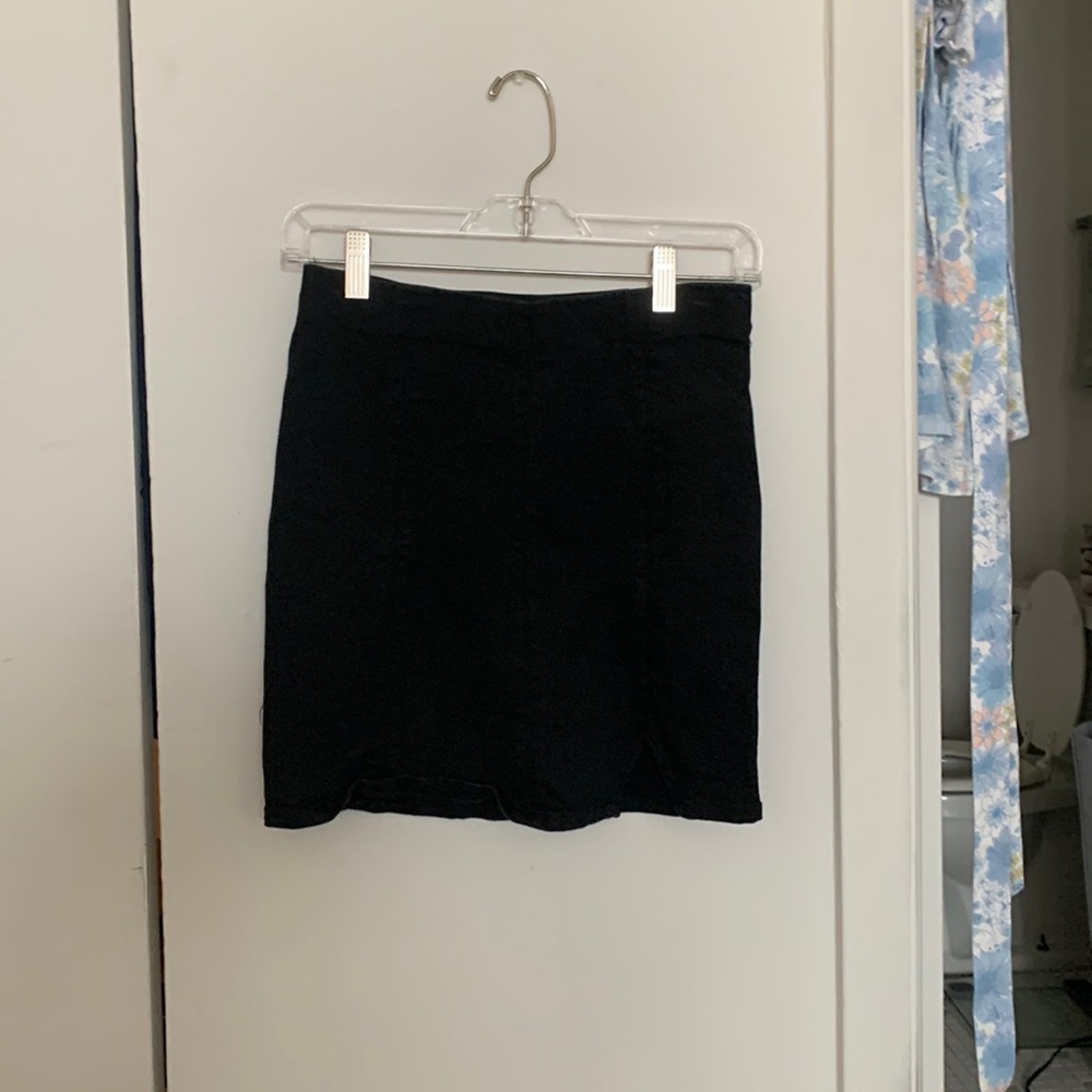 Black mini skirt